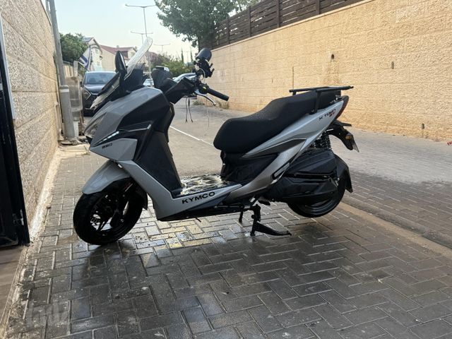 מודעת רכב קימקו איקס-טאון 250I