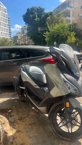 מודעת רכב הונדה FORZA350