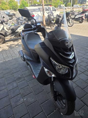 מודעת רכב סאן יאנג ג'וי רייד 200