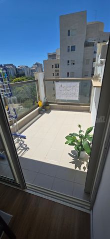 דירה למכירה בתל אביב יפו — 4