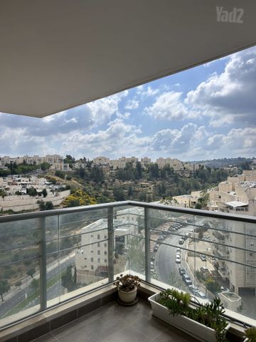 דירה למכירה בירושלים — 5