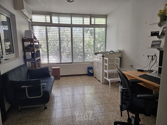 דירת גן להשכרה בירושלים — 4