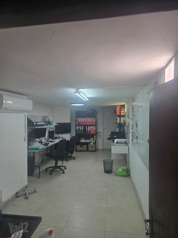 ברקת 34