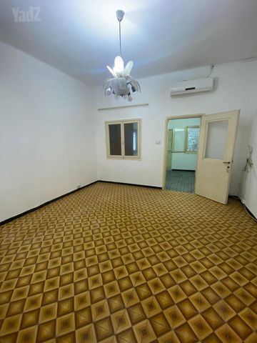 אבן עזרא 29