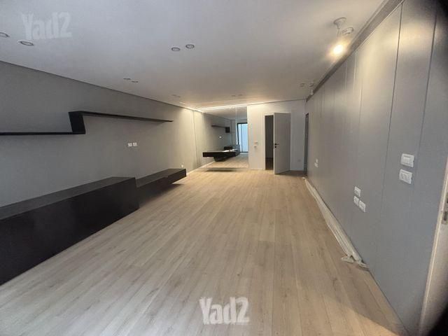 Ramat Gan, Israel 6