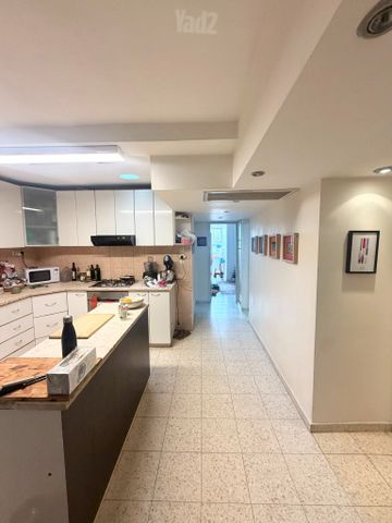 דירה, קרית היובל, ירושלים