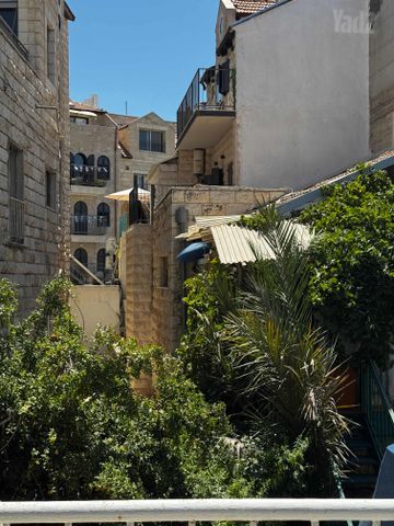 דירה למכירה בירושלים (תיווך) — 2