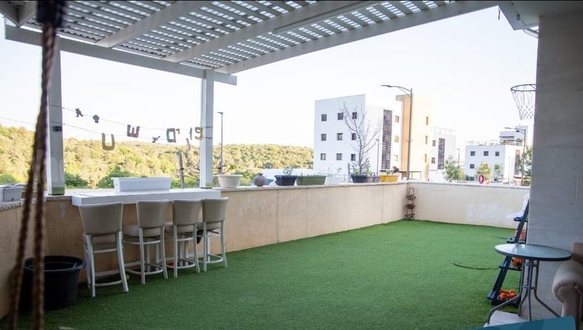 רעות 16