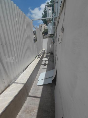 יחידת דיור להשכרה בירושלים (תיווך) — 2