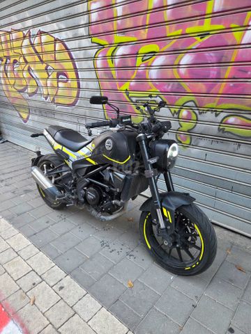 מודעת רכב הוסקוורנה SVARTPILEN 250