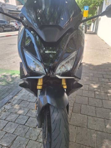 מודעת רכב הונדה FORZA750