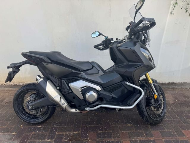 מודעת רכב הונדה X-ADV750