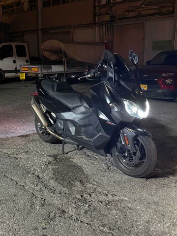 מודעת רכב סאן יאנג TL500