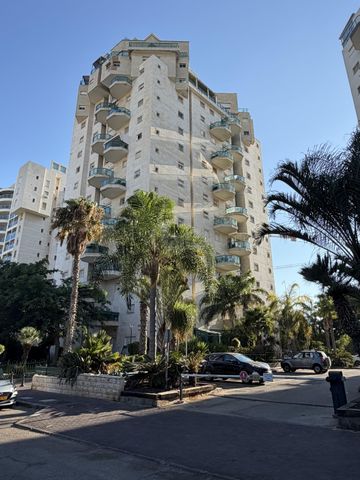 יצחק בן צבי 12