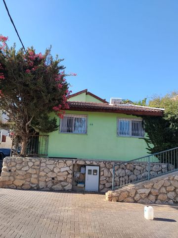 אדמון 63