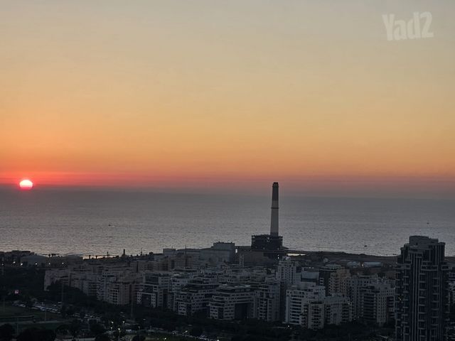הרב ניסים 9