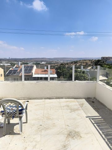 חרוב 167