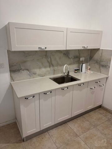 קריניצי 9