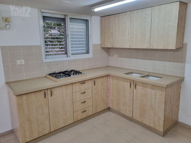 התפוצות 27