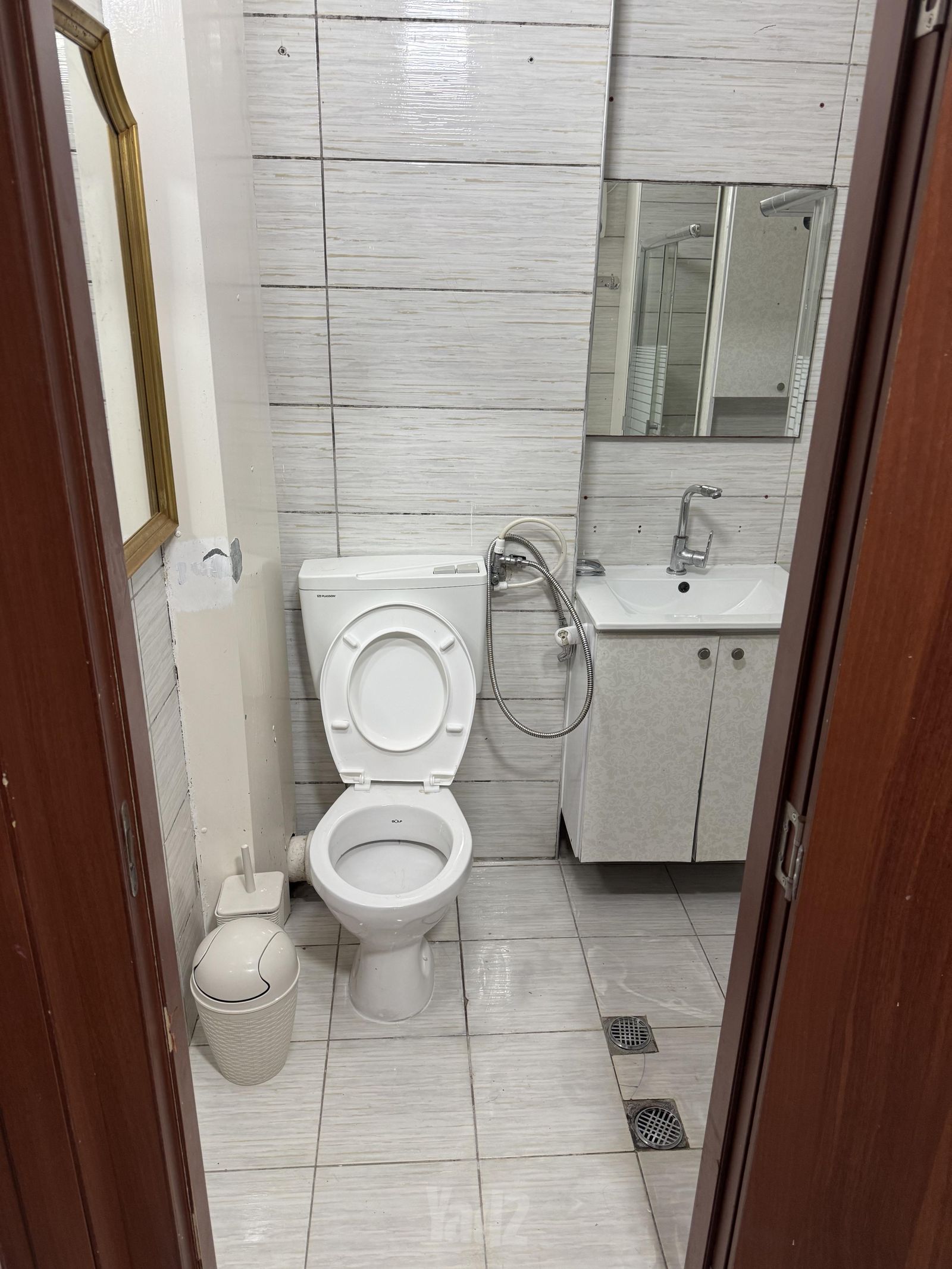 דירה, נתיב חטיבת גולני 7, מנחם בגין, עכו