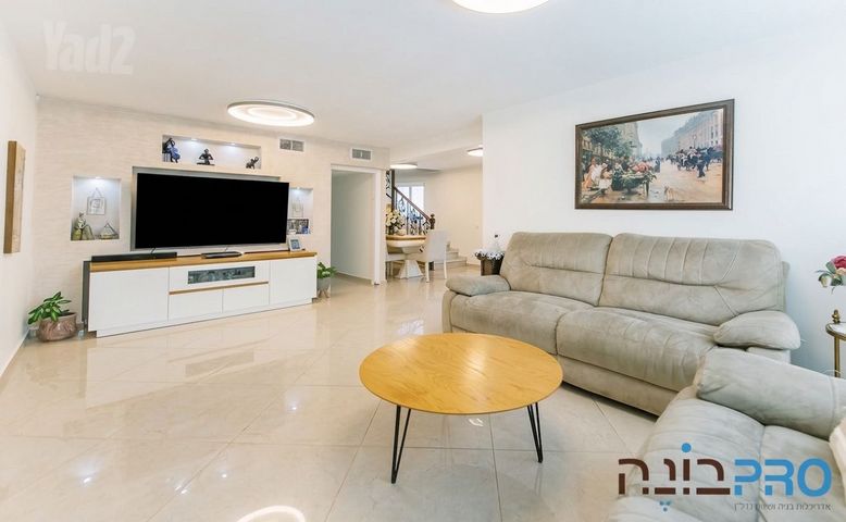 דופלקס, סלע, רחובות