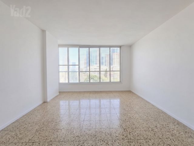 דירה, נחלת יצחק, תל אביב יפו