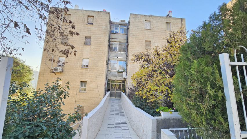 דירה למכירה בירושלים (תיווך) — 5