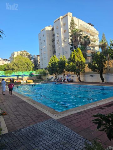 גג/ פנטהאוז, כפר גנים ב, פתח תקווה