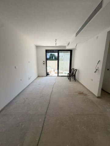 דירה למכירה בתל אביב יפו (תיווך) — 2