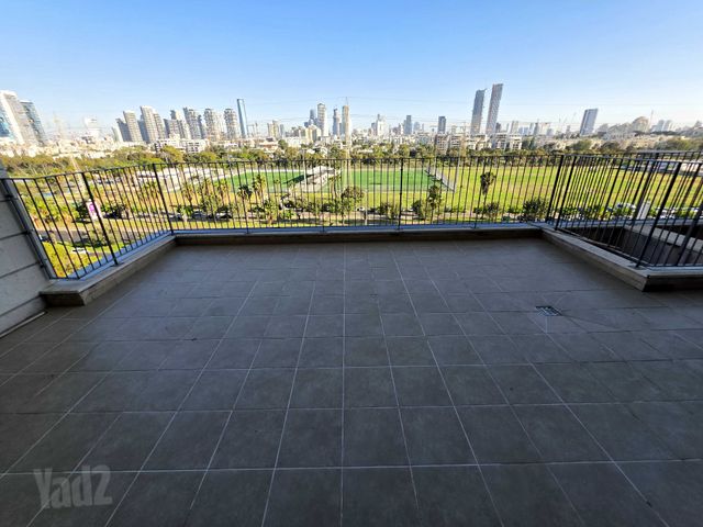 מאיר יערי 