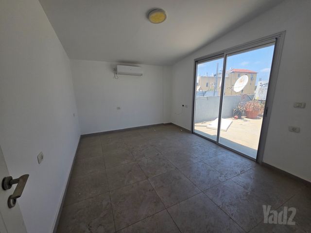 דירה להשכרה בתל אביב יפו (תיווך) — 2
