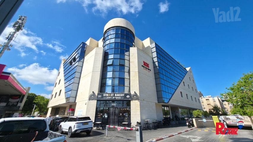 הלוחמים 53