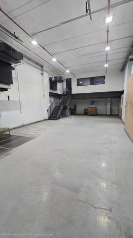 אזור תעשיה א