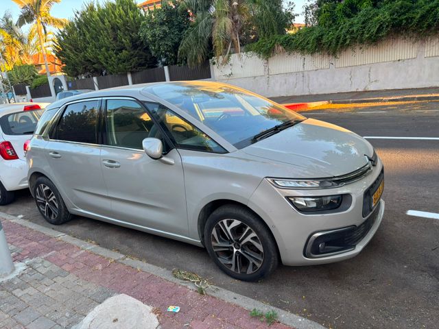 מודעת רכב סיטרואן C4 פיקאסו
