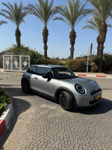 מודעת רכב מיני קופר