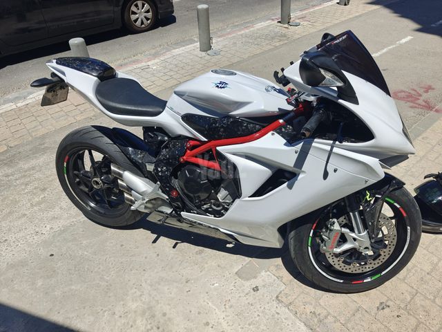 מודעת רכב MV Agusta F3 675