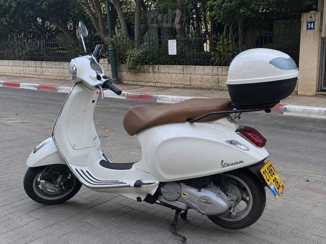 מודעת רכב פיאג'ו וספה פרימוורה 125