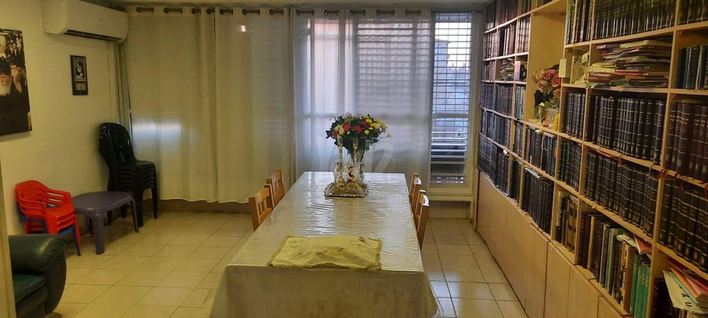 אור יום 11