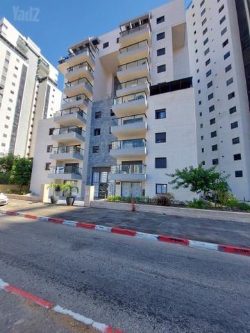 החילות 6