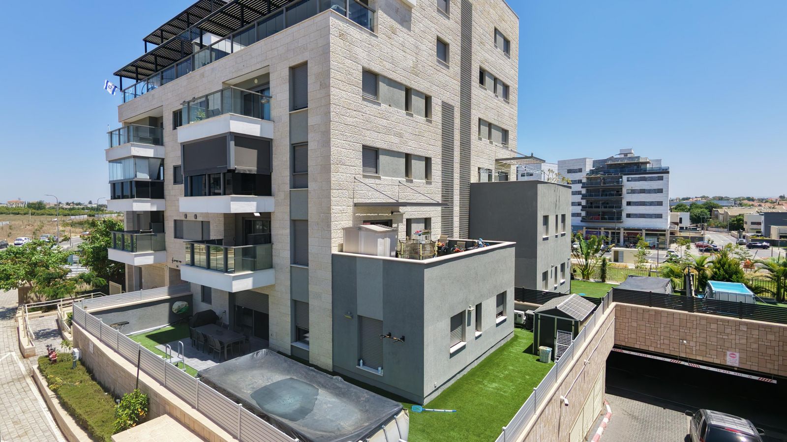דירה, שיר השירים 34, גן יבנה מערב, גן יבנה