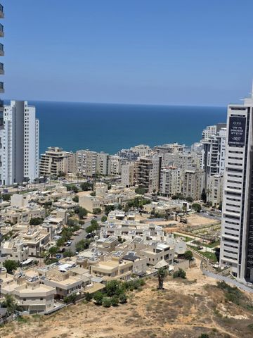 אמנון ליפקין שחק 6