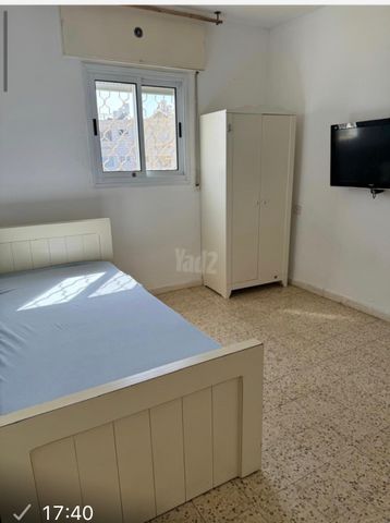 עין עבדת 10