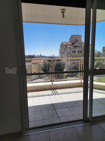דירה להשכרה בירושלים — 5