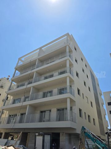 הצנחנים 3