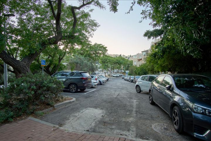 דירת גן למכירה בירושלים (תיווך) — 2