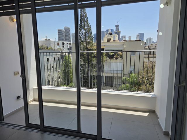 דירה להשכרה בתל אביב יפו (תיווך) — 4