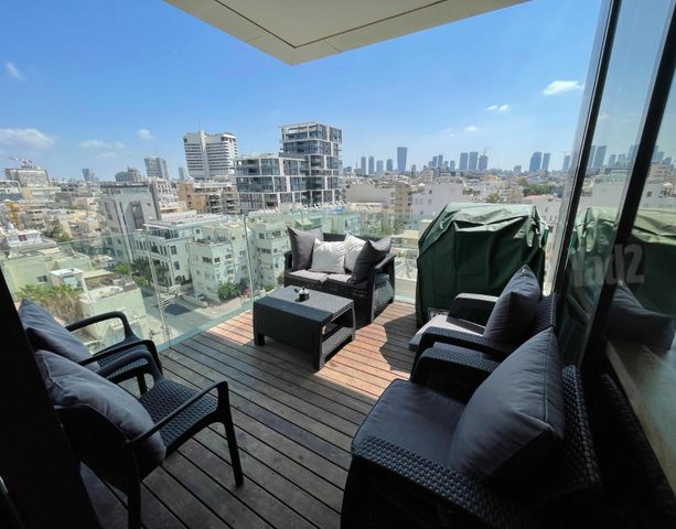 דירה להשכרה בתל אביב יפו (תיווך) — 2