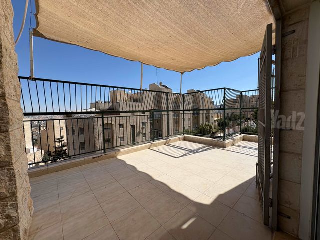 דירה להשכרה בירושלים (תיווך) — 2