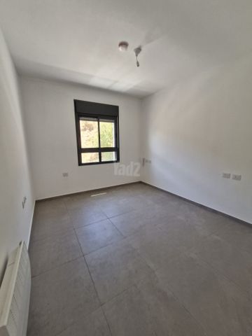 דירה להשכרה בירושלים (תיווך) — 2