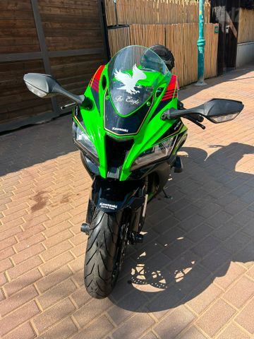 מודעת רכב קאוואסאקי נינג'ה ZX 10R